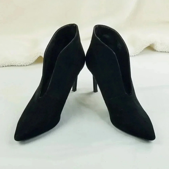 Zara Size 40 (US 9.5-10) Women's Black Suede Pointed Toe V Slip On Ankle Booties - Picture 9 of 12